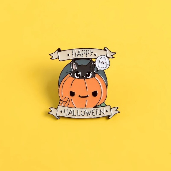🎉 New Happy Halloween Black Cat in a Pumpkin Pin - Picture 4 of 6